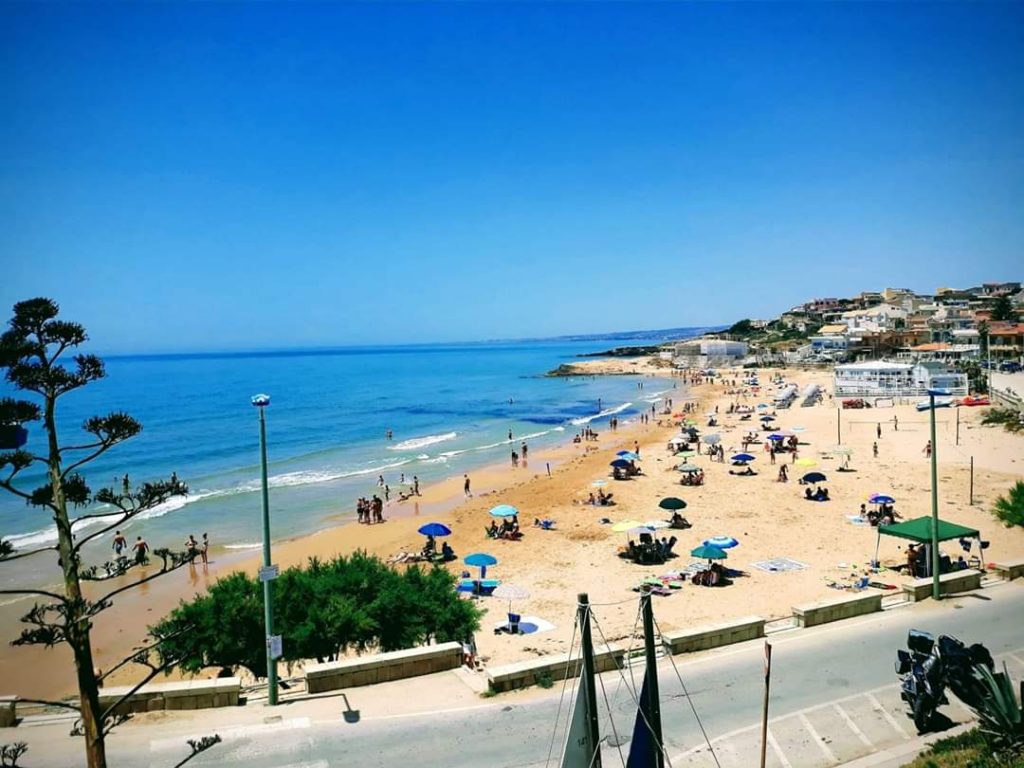 Spiaggia di Cava D'aliga